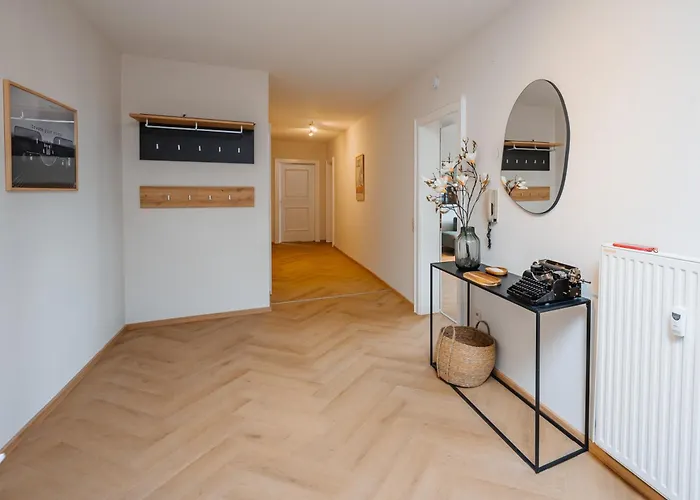 Apartment Design Family Xl W Sunny Balcony & Mountain Views & Free Parking